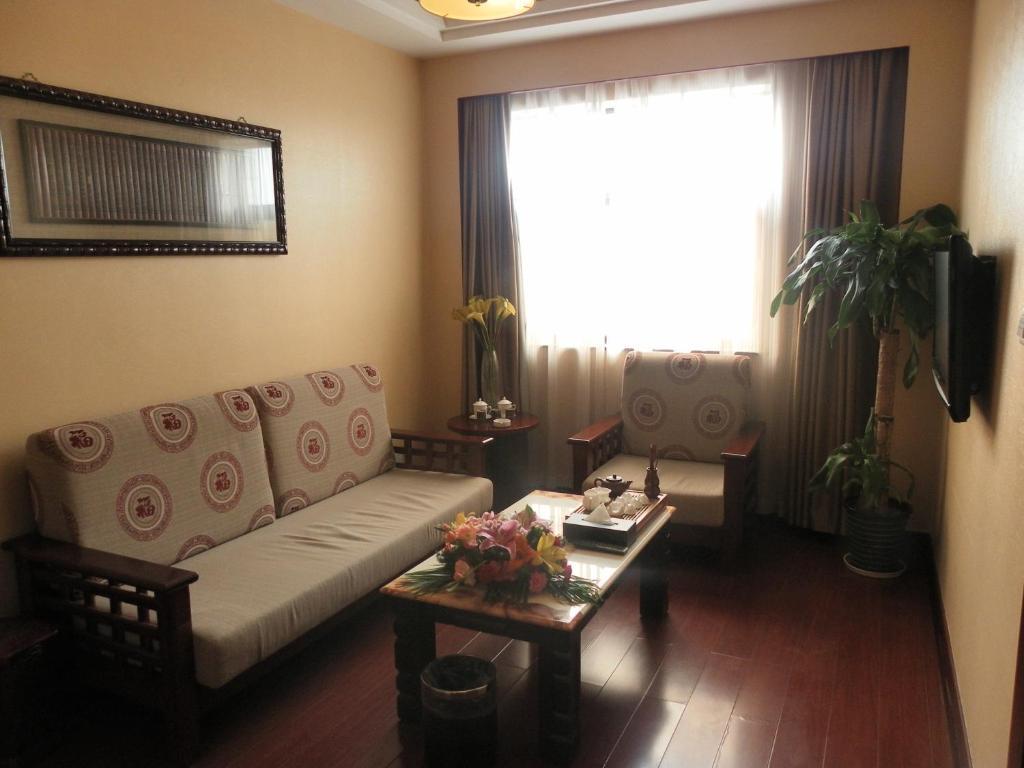Qilu International Hotel Beijing Exterior photo