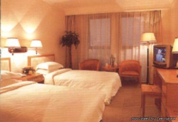 Qilu International Hotel Beijing Room photo